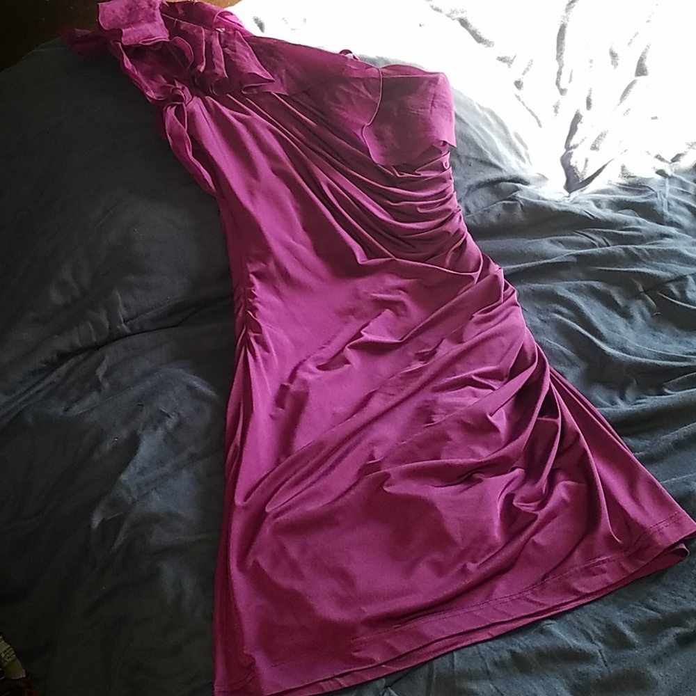 One shoulder purple dress